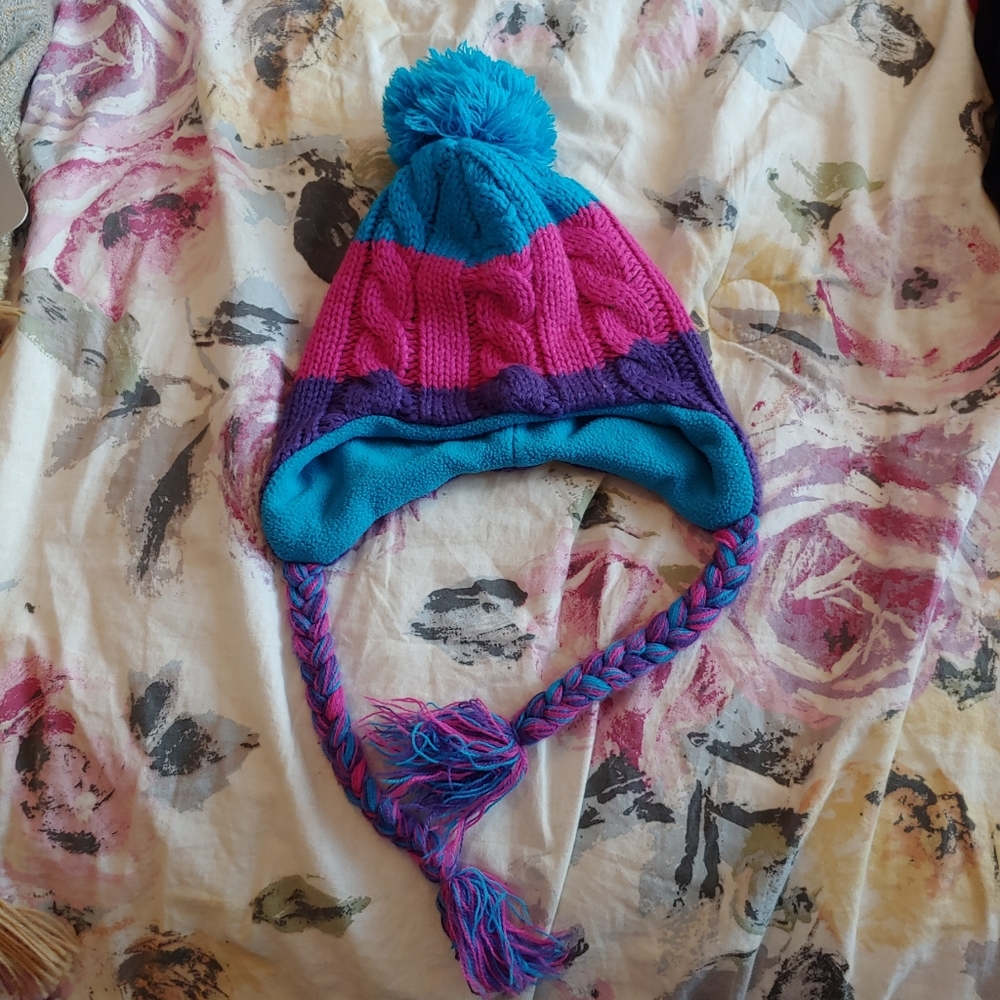 Kids pompom winter hat